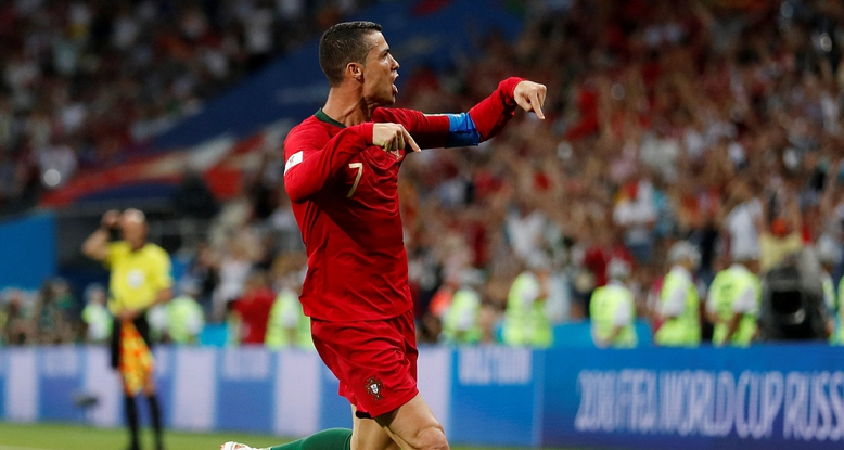 王牌球员颠覆胜负形势，重燃球队希望